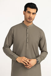 UAE-Regular Fit Basic Suits