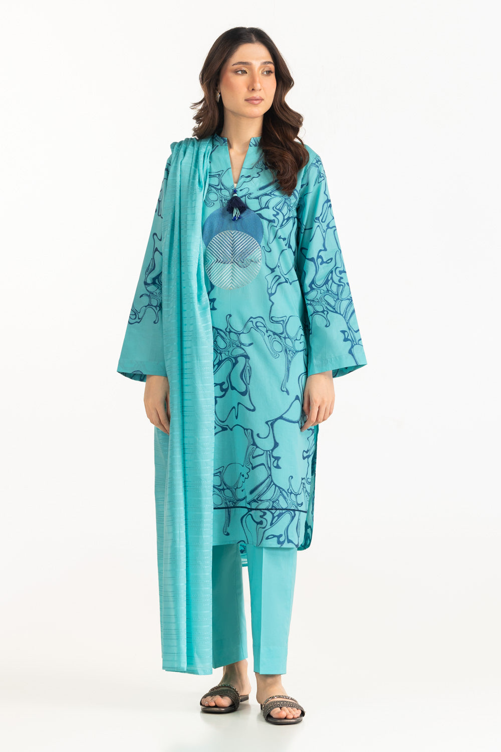 UAE-3PC Jacquard Embroidered Suit IUSTKSD-2174