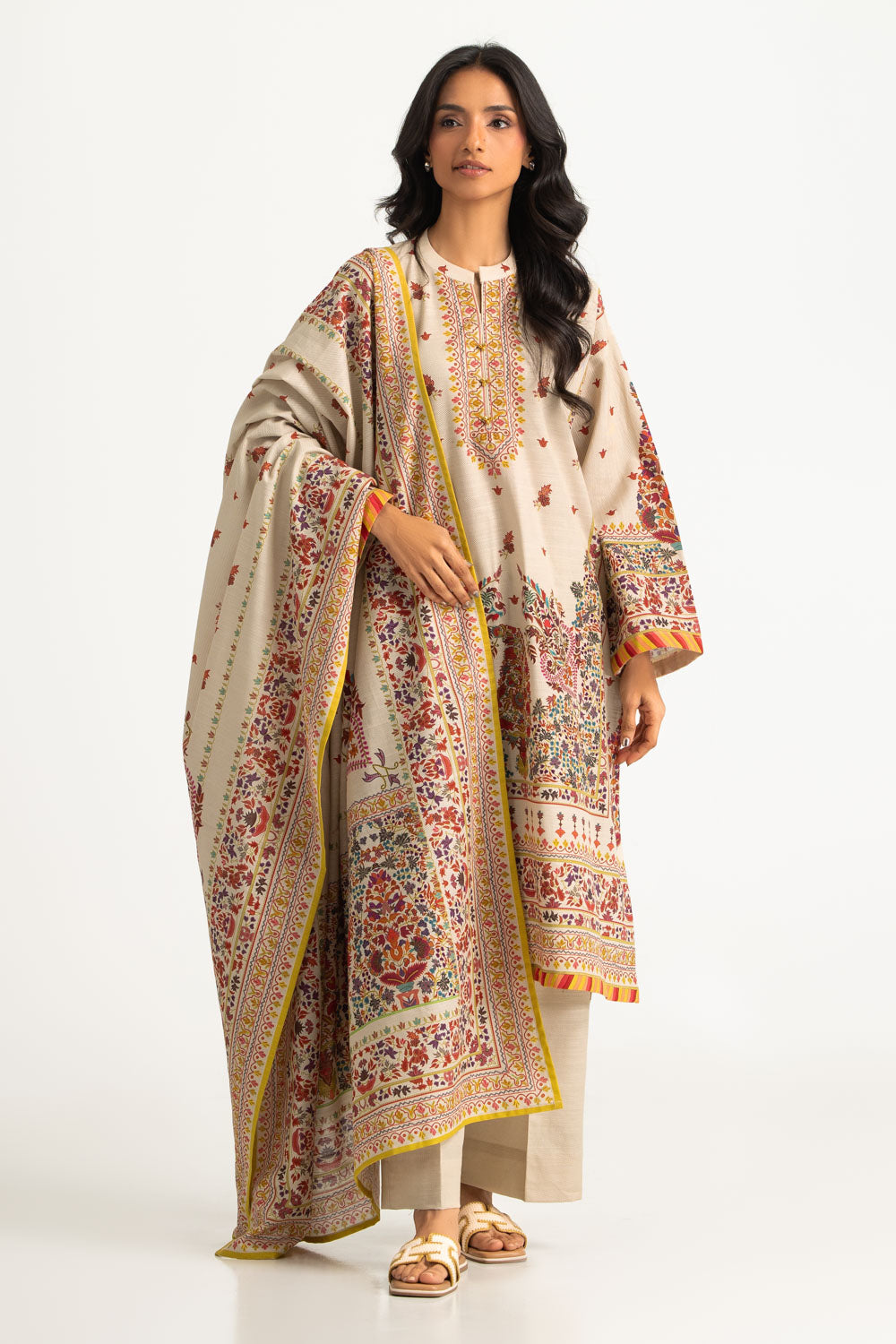 UAE-3PC Khaddar Printed Suit