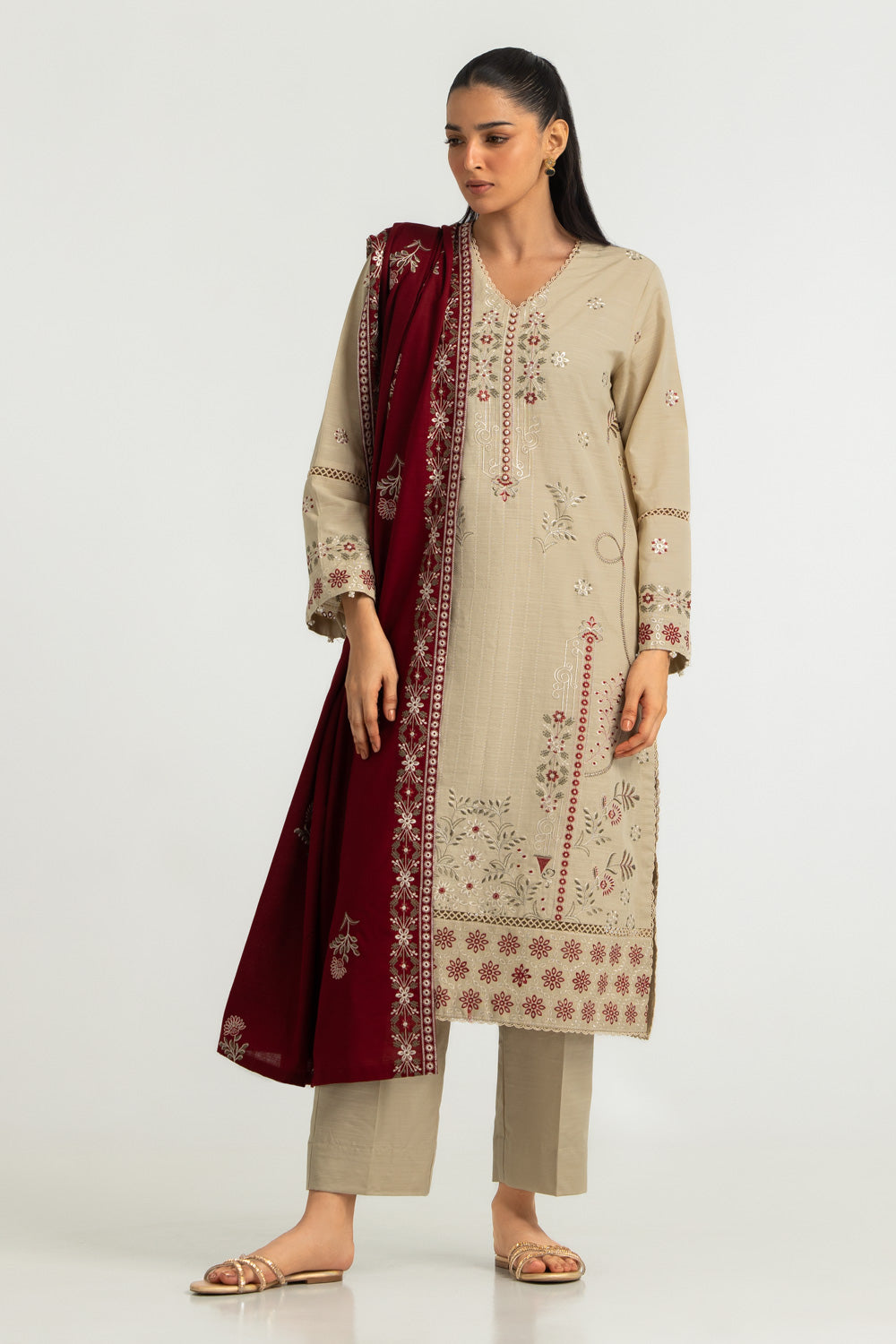 UAE-3PC Khaddar Slub Embroidered Suit
