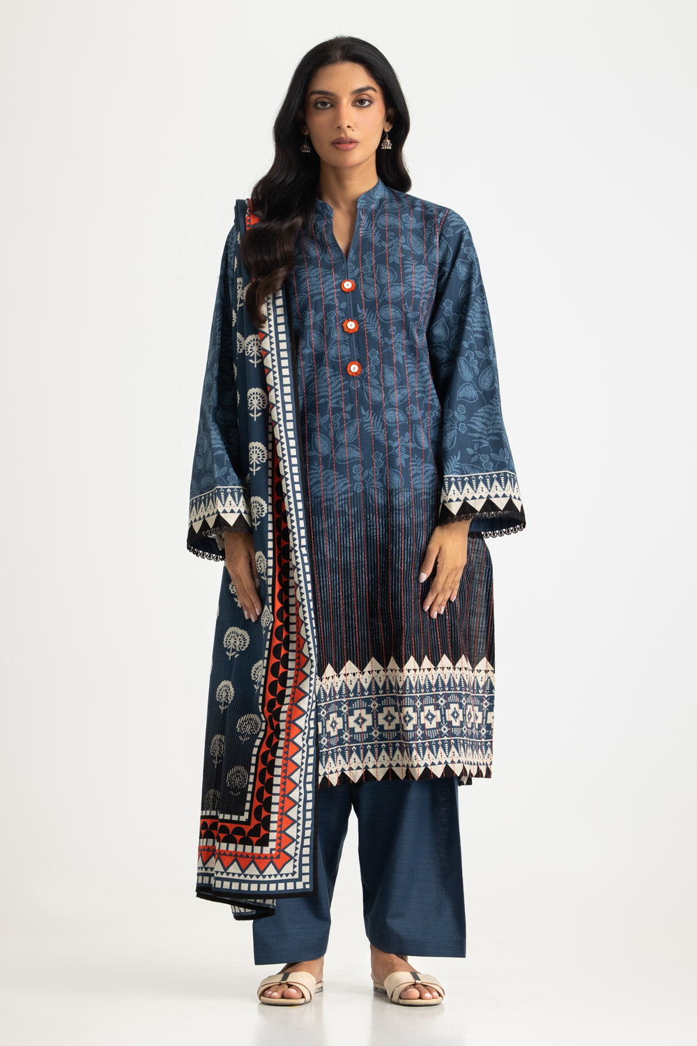 UAE-3PC Khaddar Slub Printed Suit