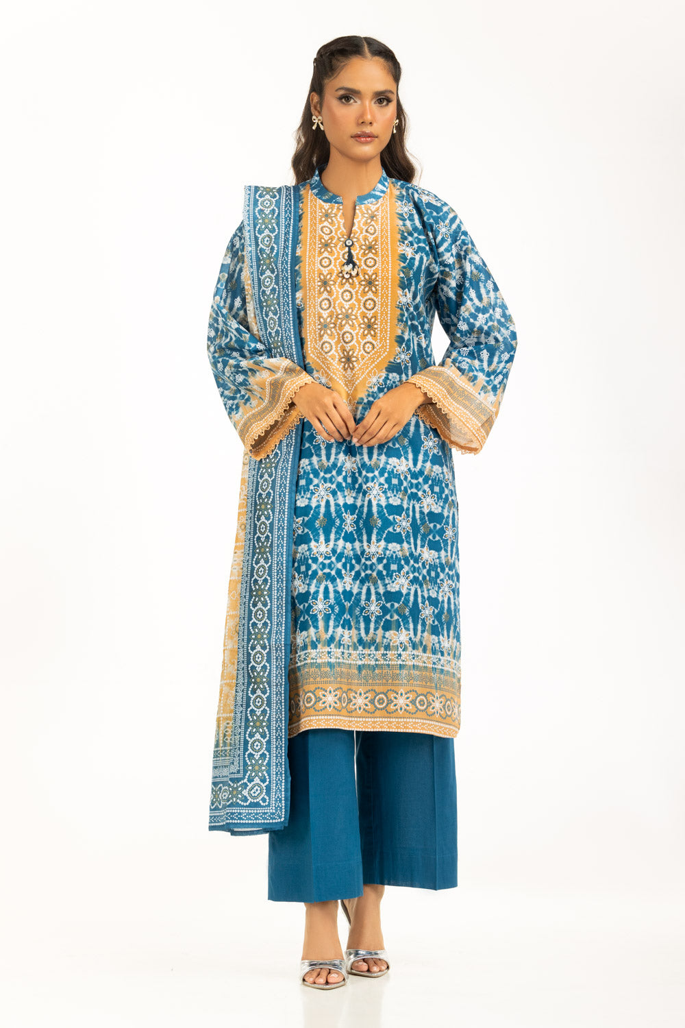UAE-3PC Lacquer Printed Lawn Suit IUSTKSD-2001