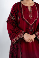 UAE-3PC Lawn Embroidered Suit IUSTKSD-2150