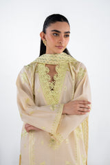 UAE-3PC Lawn Embroidered Suit IUSTKSD-2298
