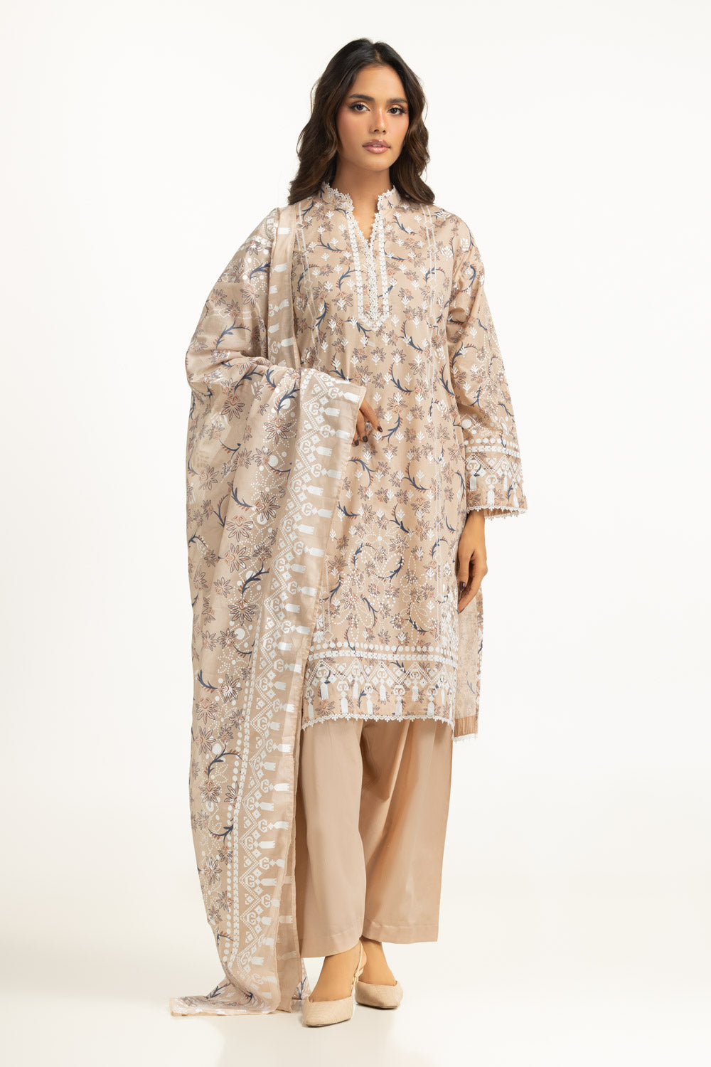 UAE-3PC Lawn Lacquer Printed Suit IUSTKSD-2011