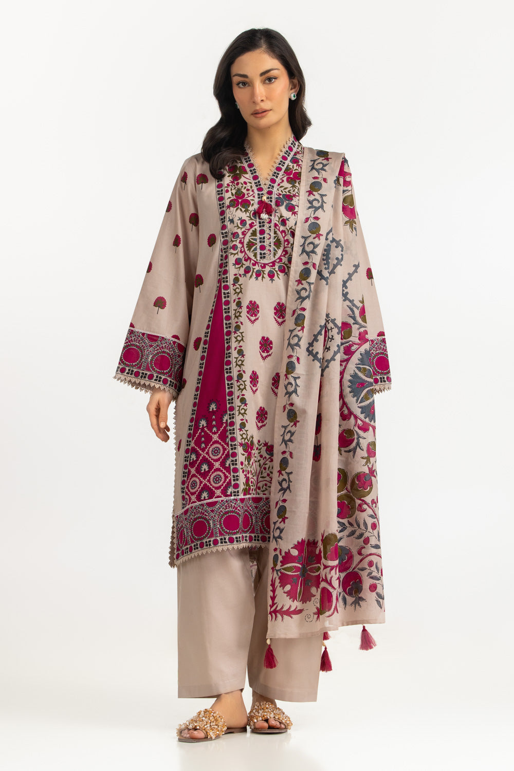 UAE-3PC Lawn Printed Suit IUSTKSD-2144