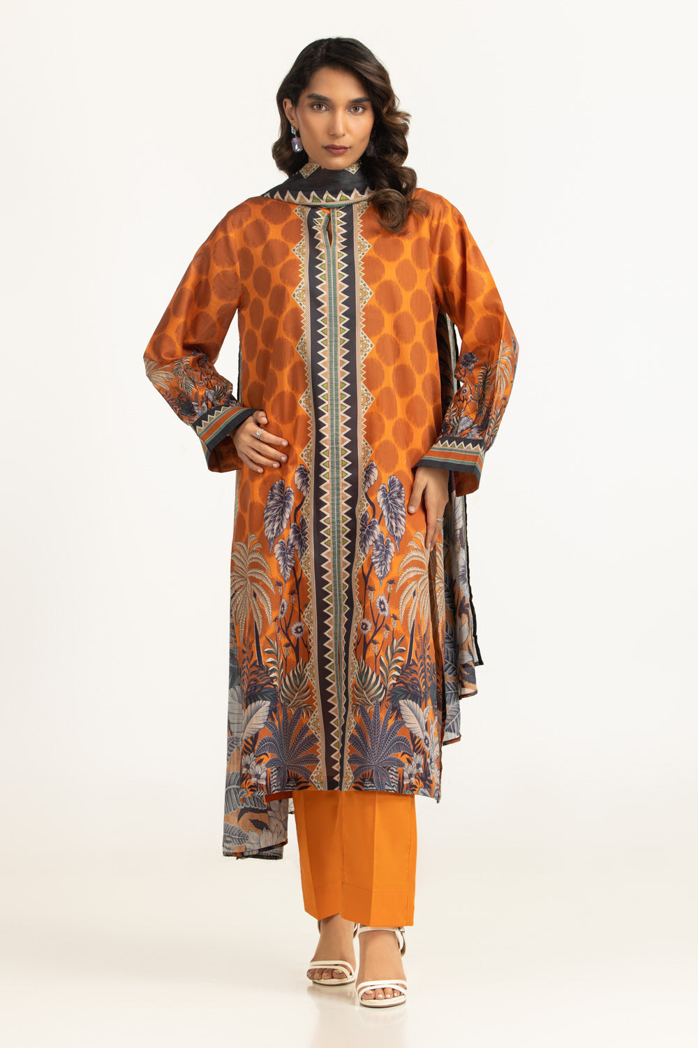 UAE-3PC Lawn Printed Suit IUSTKSD-2203