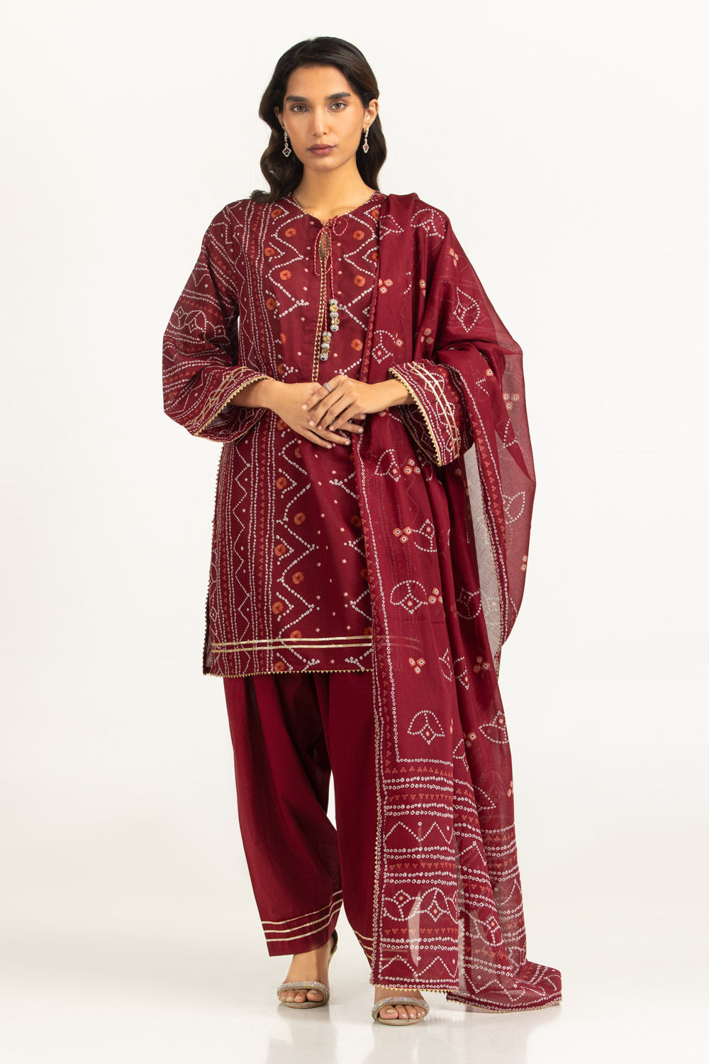 UAE-3PC Printed Lawn Suit IUSTKSD-2141