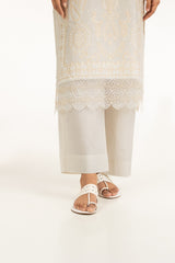 UAE-3PC Lawn Embroidered Suit IUSTKSD-660
