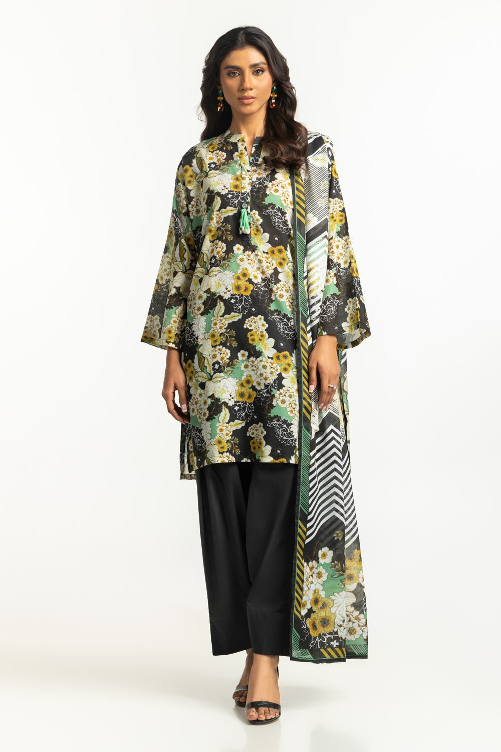 UAE-3PC Lawn Printed Suit IUSTKSD-676