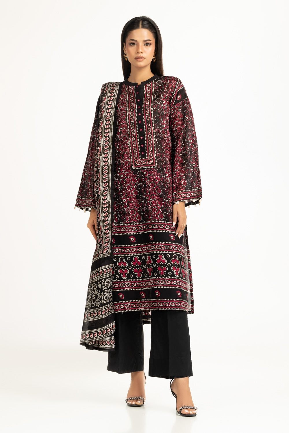 UAE-3Pc Lawn Printed Suit IUSTKSD-825