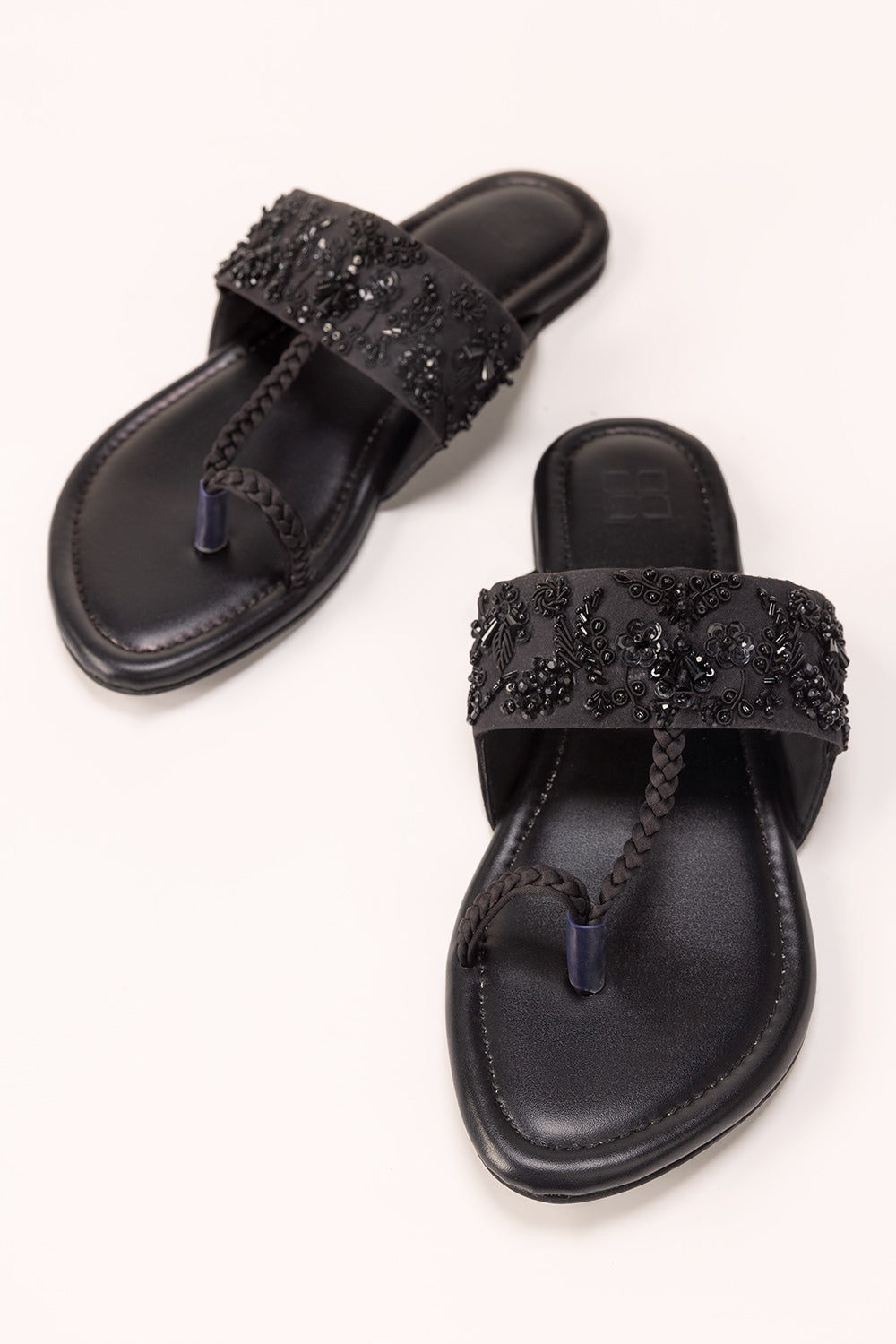 UAE-Women Black kolhapuri IFS-KLP25-001
