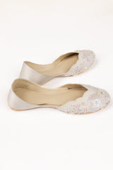 UAE-Women Off White khussa IFS-KHS25-006