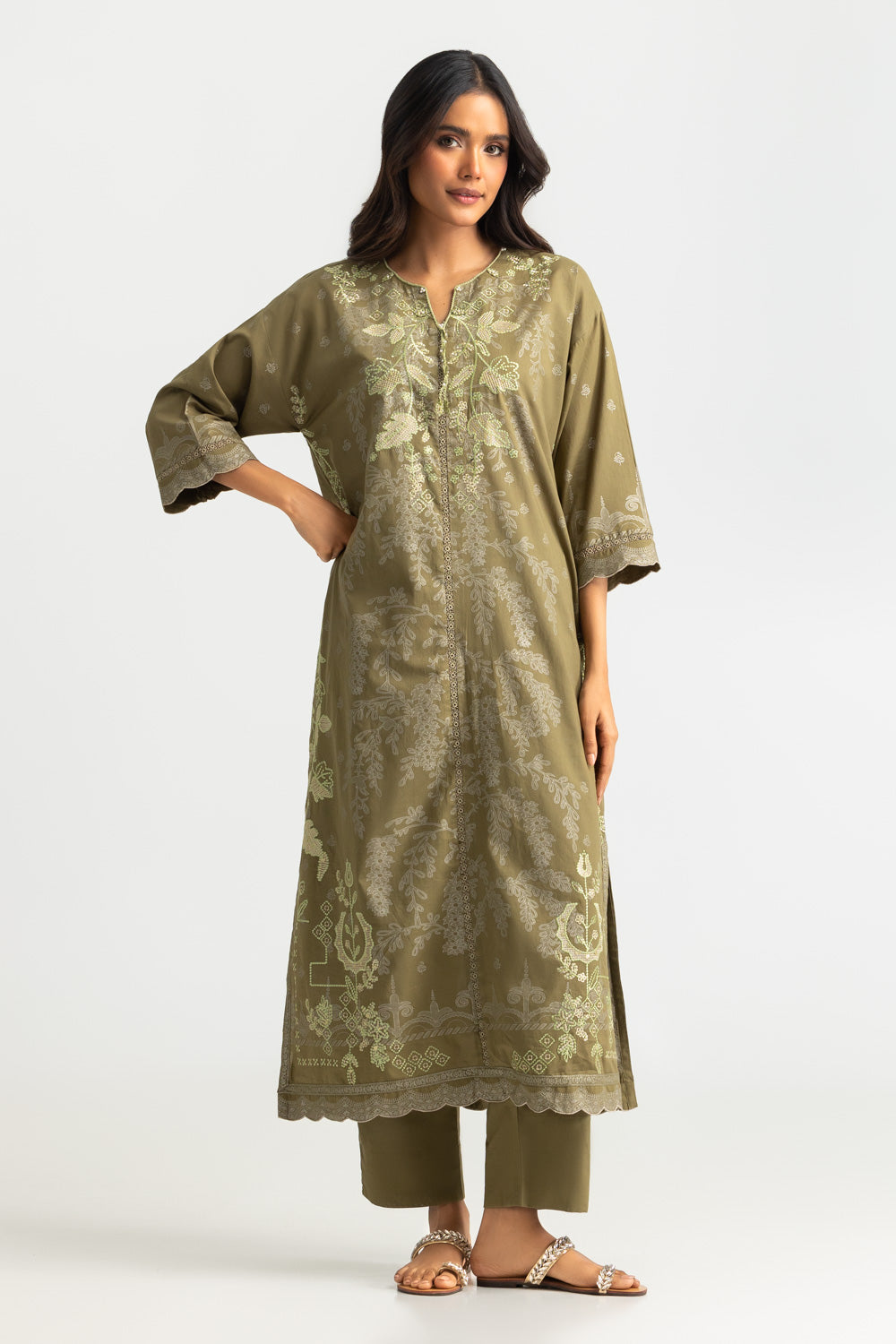 UAE-Cambric Printed Co-Ord Set With Embroidered