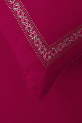 UAE-Carmine T-200 Embroidered Bed Sheet Set