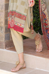 UAE-3 Piece Printed Lawn suit with Chiffon Dupatta