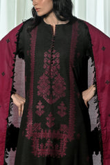 UAE-3 Piece Karandi Velvet Jacquard Suit