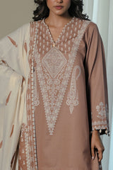 UAE-3 Piece Karandi Velvet Jacquard Suit