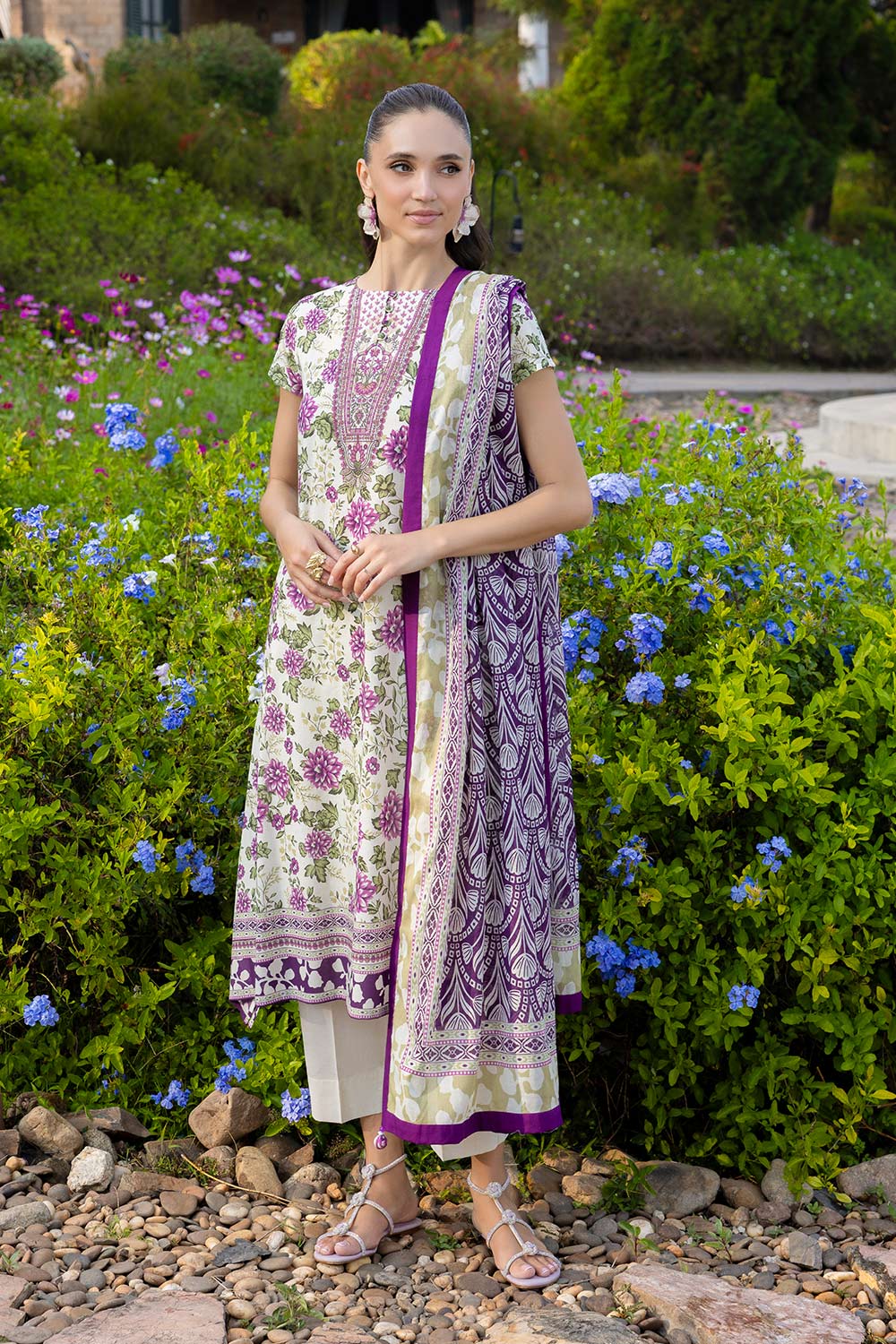 UAE-3 PIece Printed Lawn Suit