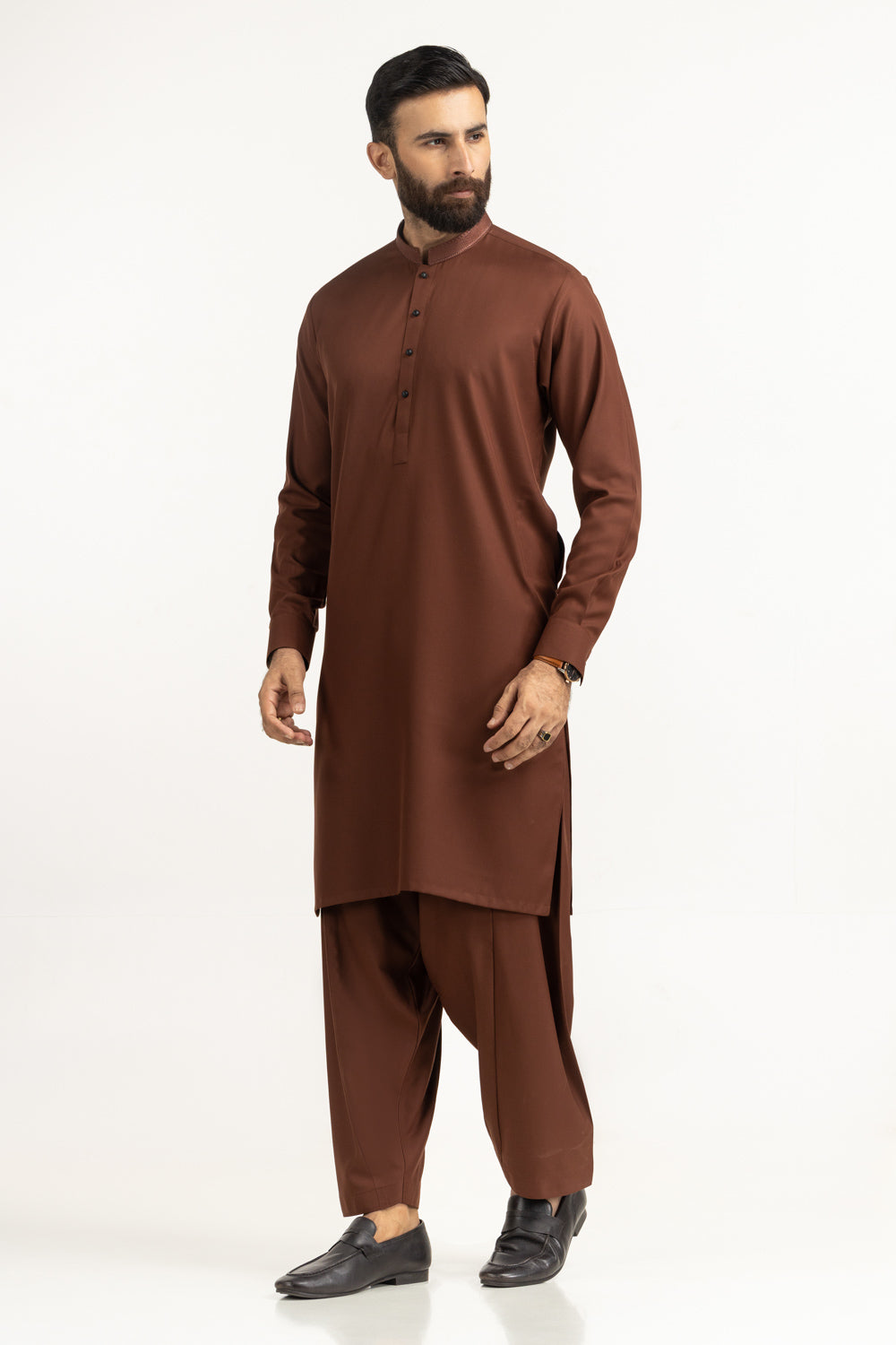 UAE-Regular Fit Embroidered Suits