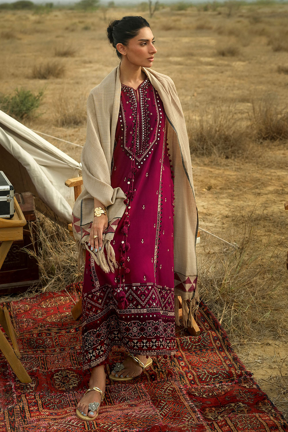 UAE-3 Piece Embroidered Pashmina Suit with Pashmina Jacquard Dupatta