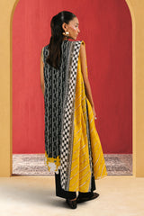UAE-3 Piece Embroidered Printed Cotton Suit with Printed Denting Lawn Dupatta