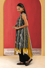 UAE-3 Piece Embroidered Printed Cotton Suit with Printed Denting Lawn Dupatta