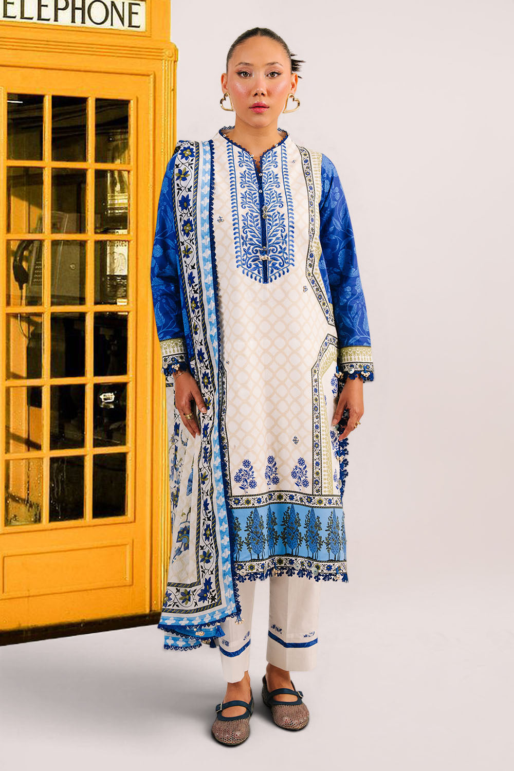 UAE-3 Piece Embroidered Printed Cotton Suit with Printed Denting Lawn Dupatta