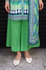 UAE-3 Piece Printed Khaddar Suit with Printed Khaddar Dupatta
