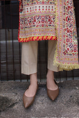 UAE-3 Piece Printed Khaddar Suit with Printed Khaddar Dupatta and Printed Trouser