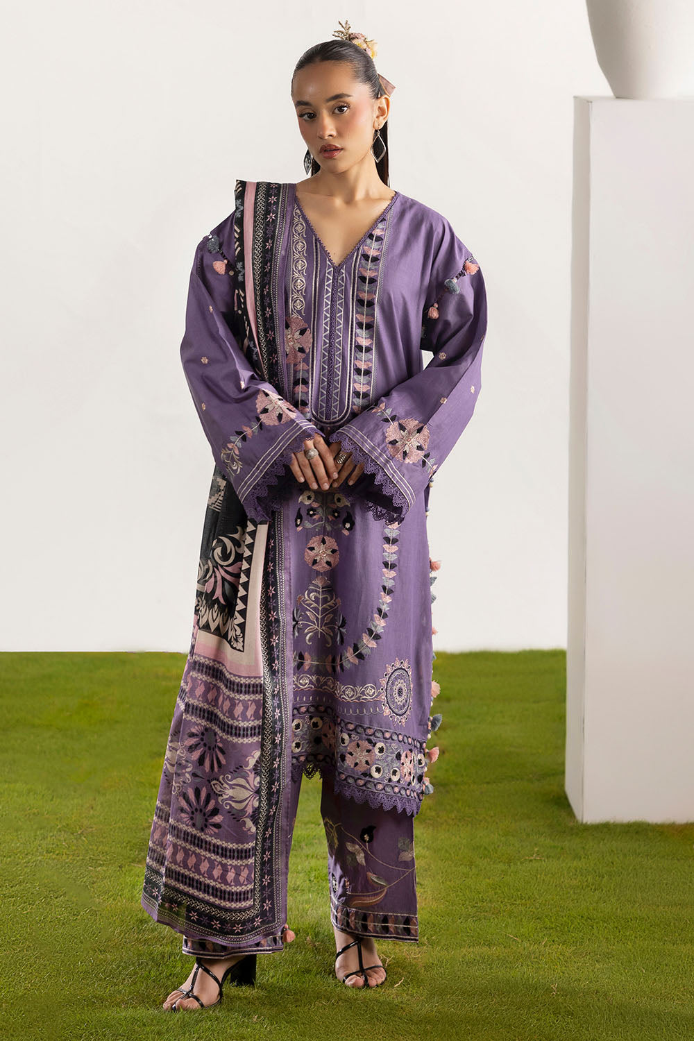 UAE-3 Piece Embroidered Lawn Suit with Embroidered Borders and Embroidered Trouser