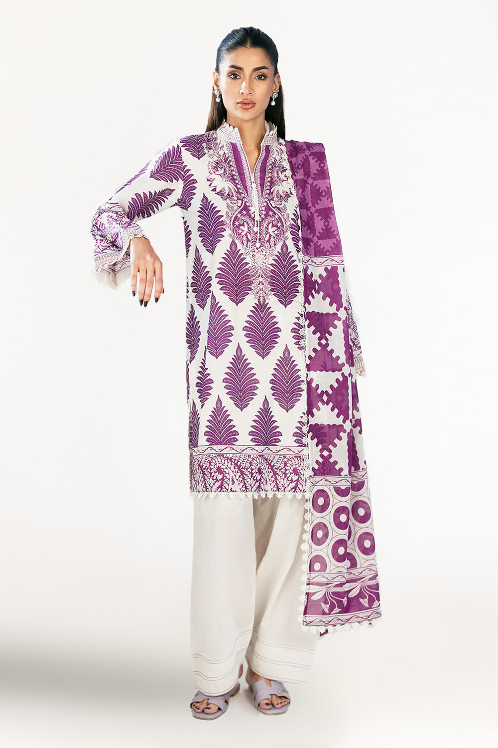 UAE-3 Piece Printed Lawn Suit with Embroidered Organza Border CL-62269