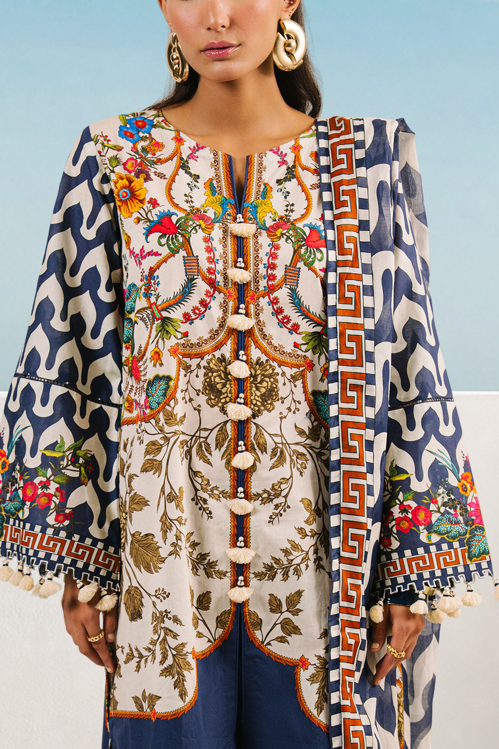UAE-3 Piece Printed Cotton Suit with Printed Lawn Dupatta