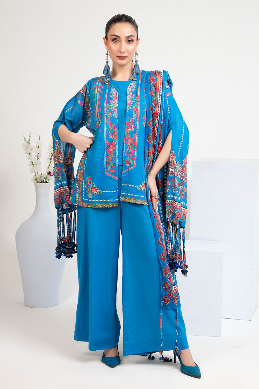 UAE-3 Piece Printed Lawn Suit with Dupatta CL-62070 A