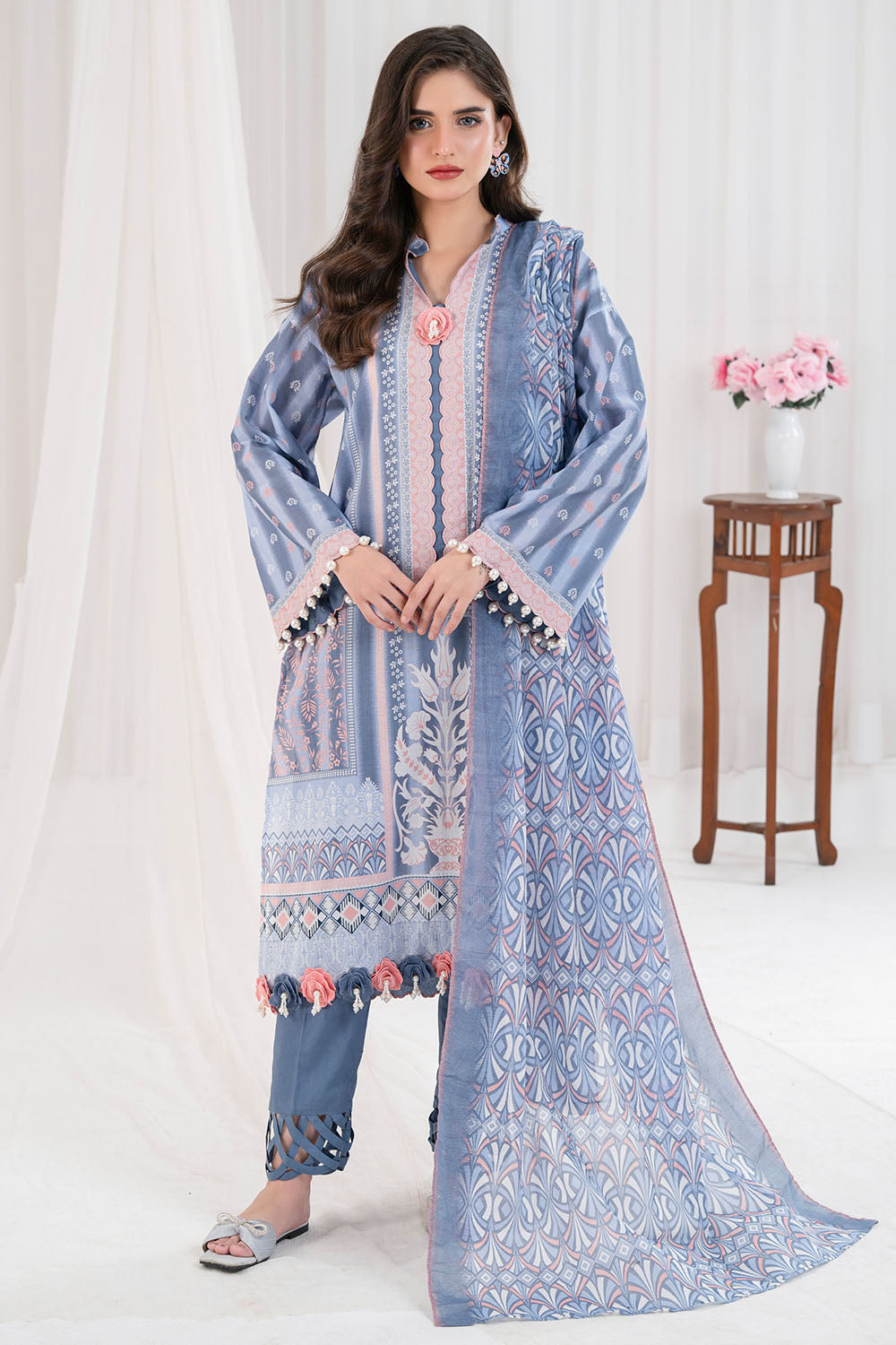 UAE-3 Piece Printed Lawn Suit