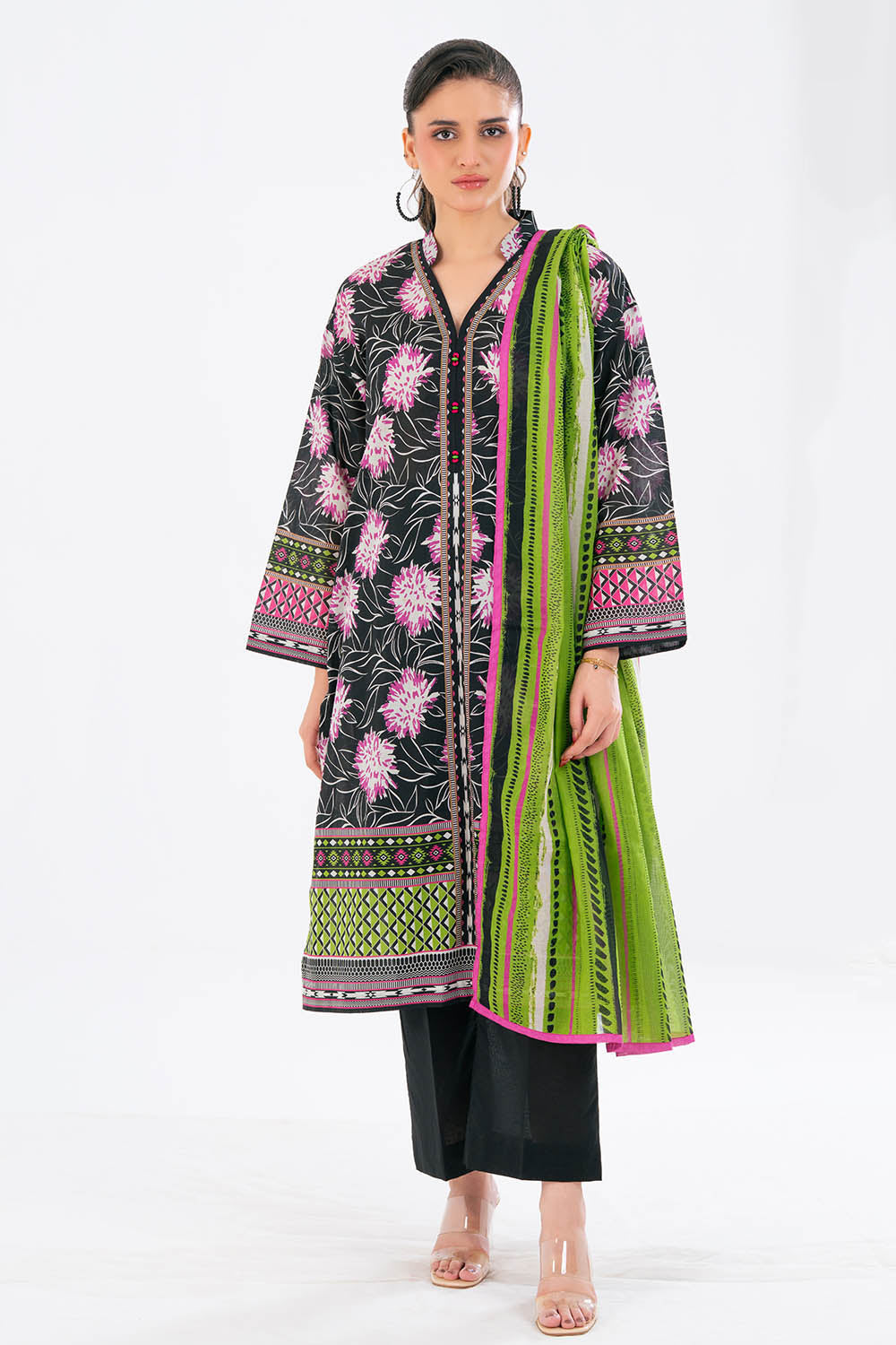 UAE-3 Piece Printed Lawn Suit