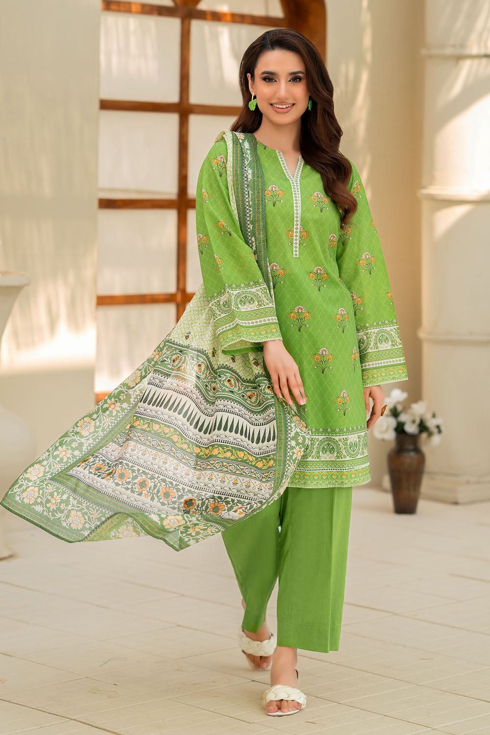 UAE-3 Piece Printed Lawn Suit