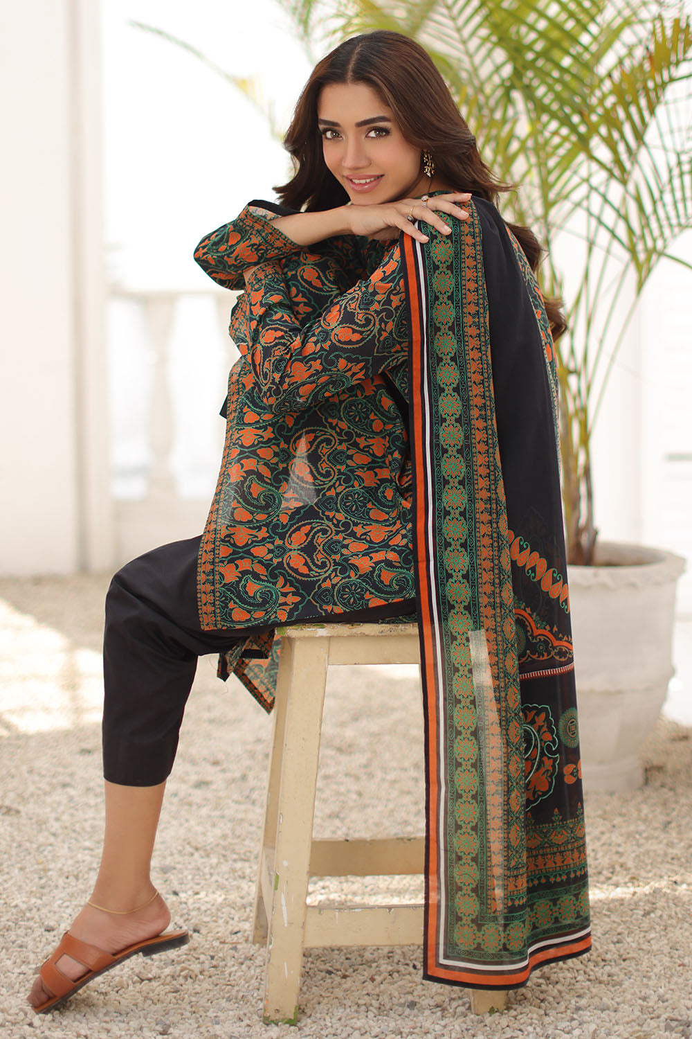 UAE-3 Piece Printed Lawn Suit
