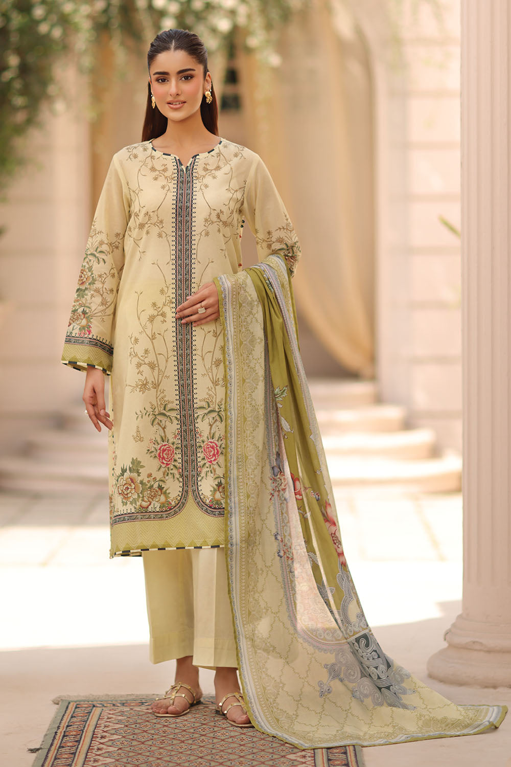 UAE-3 Piece Printed Lawn Suit with Printed Lawn Dupatta