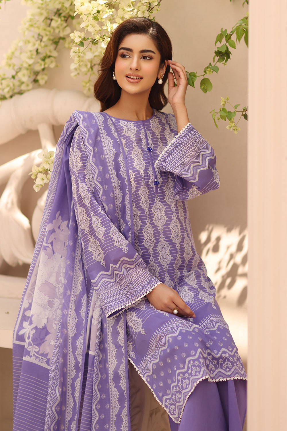 UAE-3 Piece Printed Lawn Suit