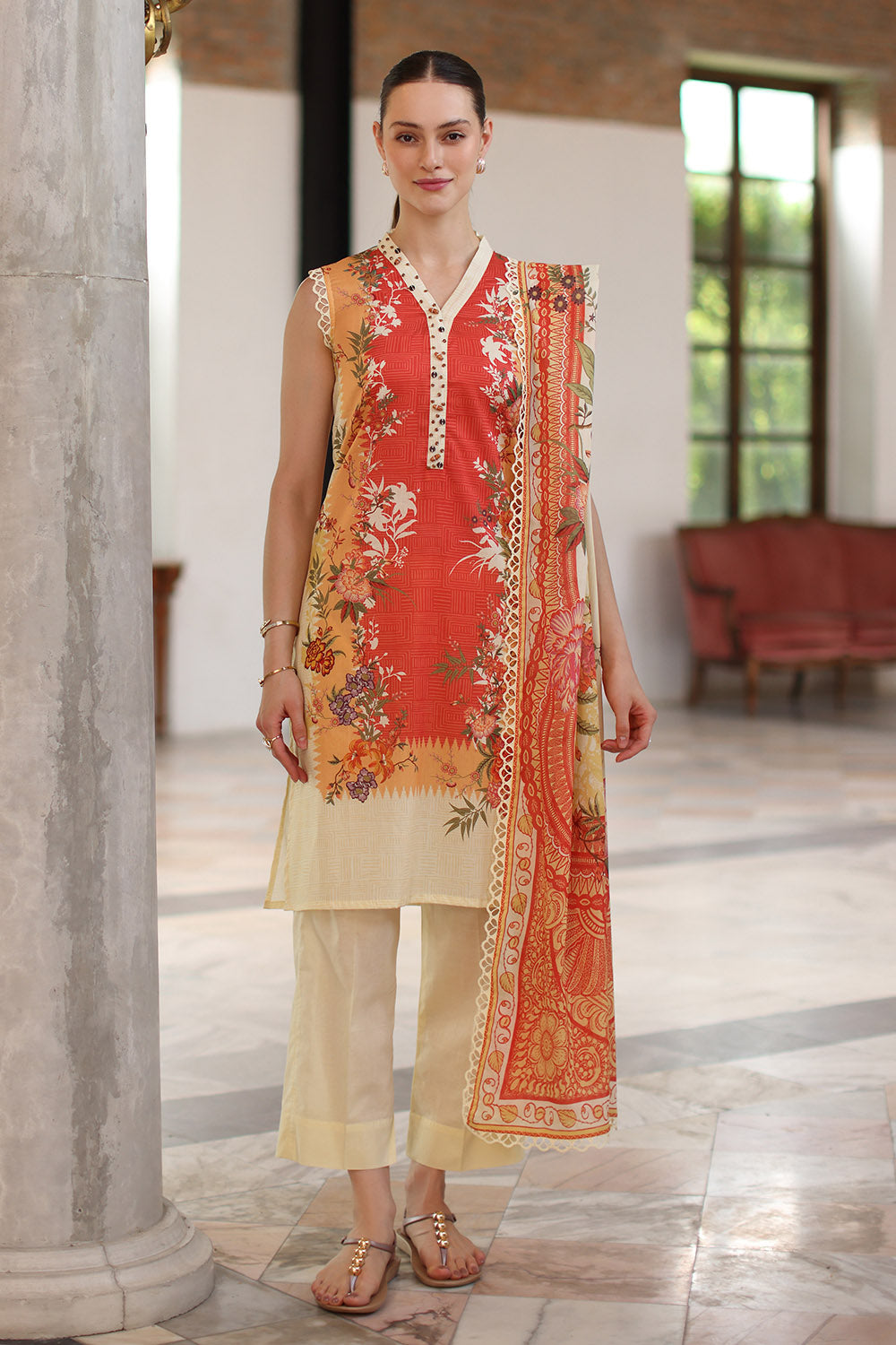 UAE-3 Piece Printed Lawn Suit with Printed Lawn Dupatta