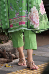UAE-3 Piece Embroidered Lawn Suit with Printed Lawn Dupatta
