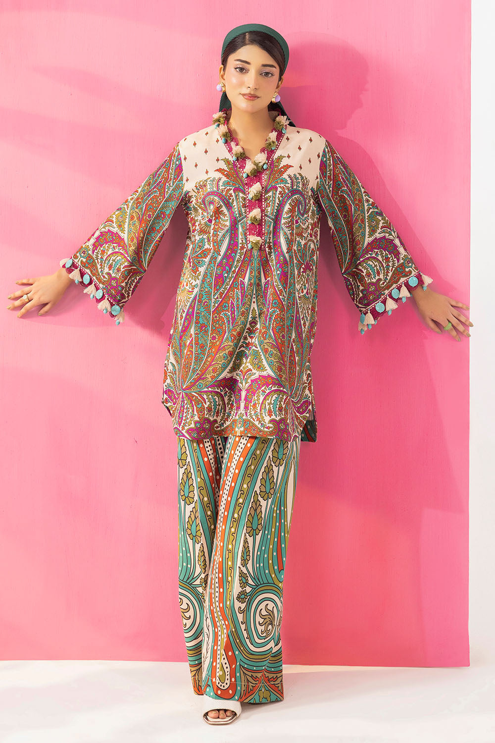 UAE-2 Piece Printed Lawn Suit