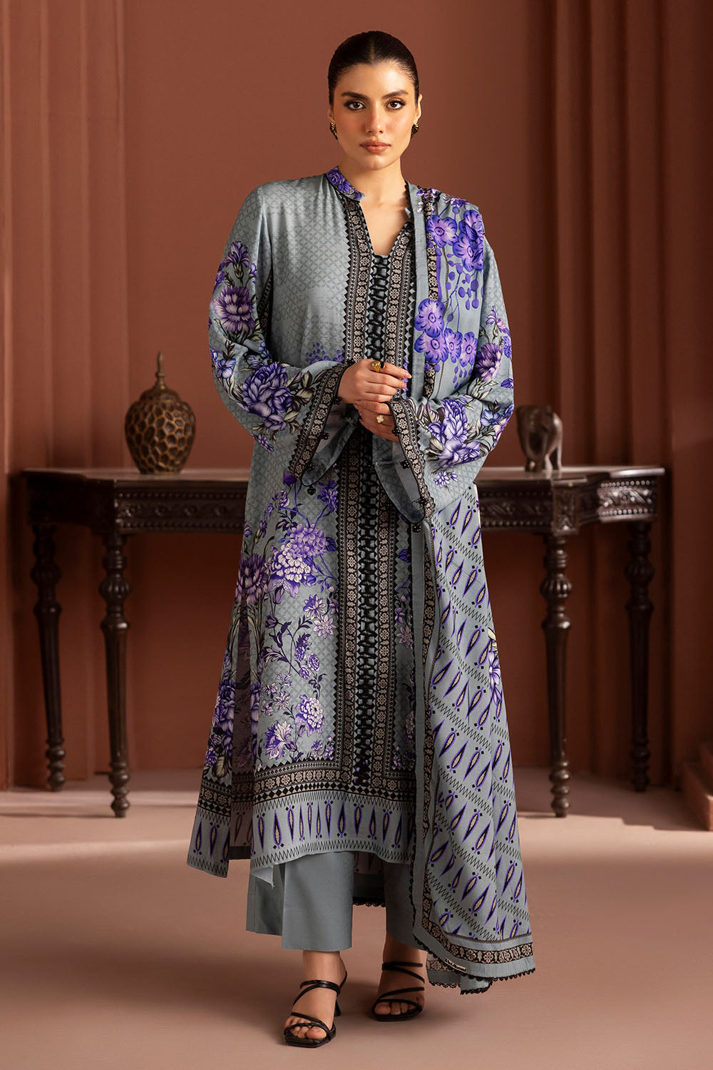 UAE-3 Piece Printed Linen Suit