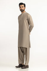 UAE-Regular Fit Basic Suits