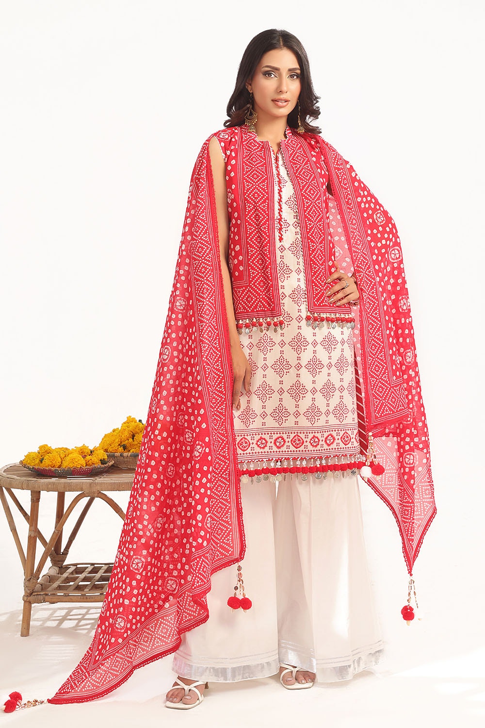 UAE -3 Piece Unstitched Printed Lawn Suit CL-42316 A