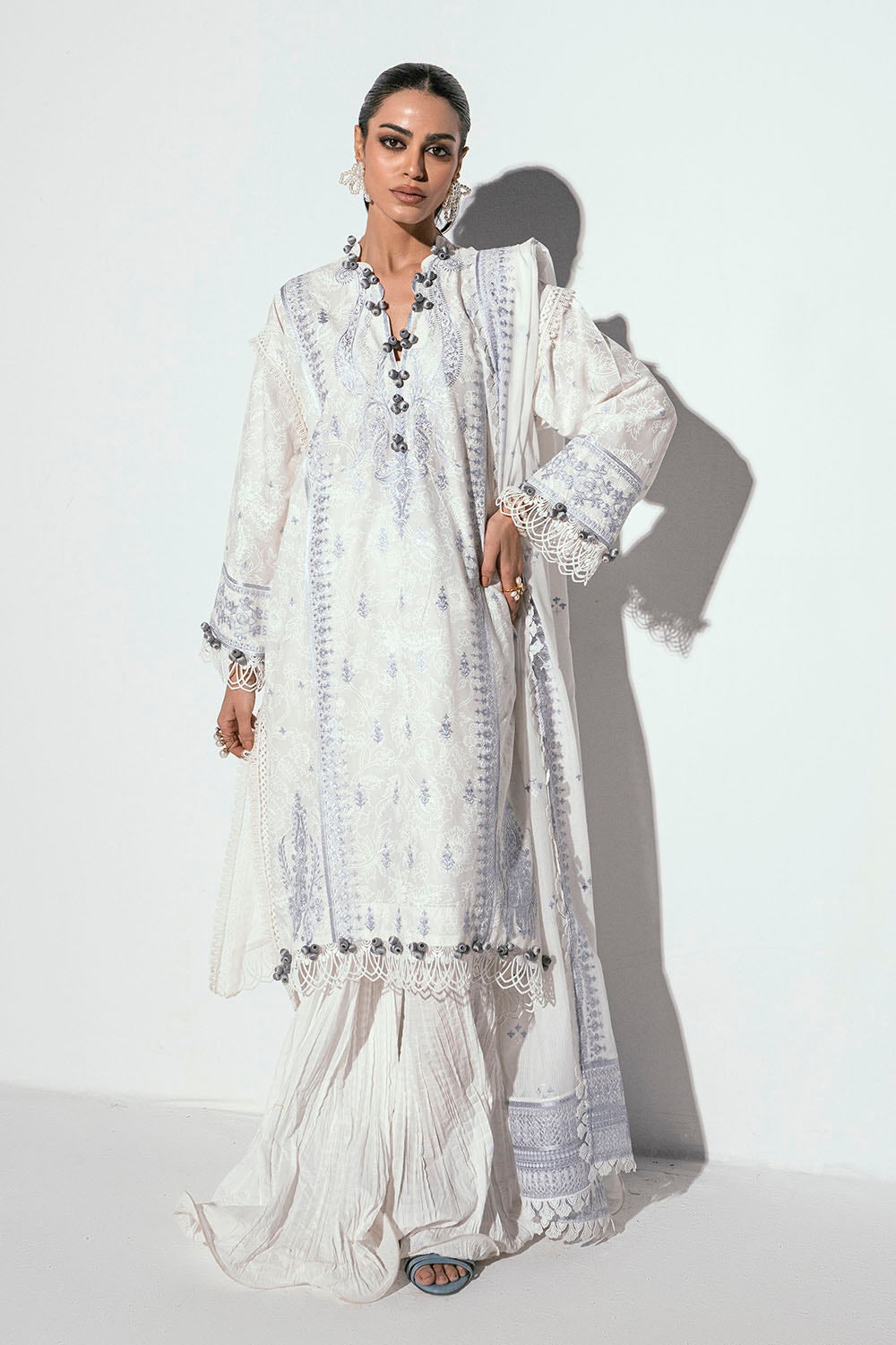 UAE -3 Piece Unstitched Embroidered Printed Denting Lawn Suit DN-42050