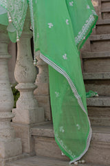 UAE -3 Piece Unstitched Embroidered Lawn Suit with Embroidered Chiffon Dupatta FE-52101