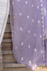 UAE -3 Piece Unstitched Embroidered Lawn Suit with Embroidered Chiffon Dupatta FE-52108