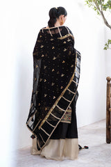 UAE -3 Piece Unstitched Embroidered Chiffon Suit with Embroidered Chiffon Dupatta FE-52167